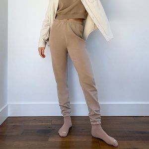 Aritzia Perfect Hi Rise Sweatpants